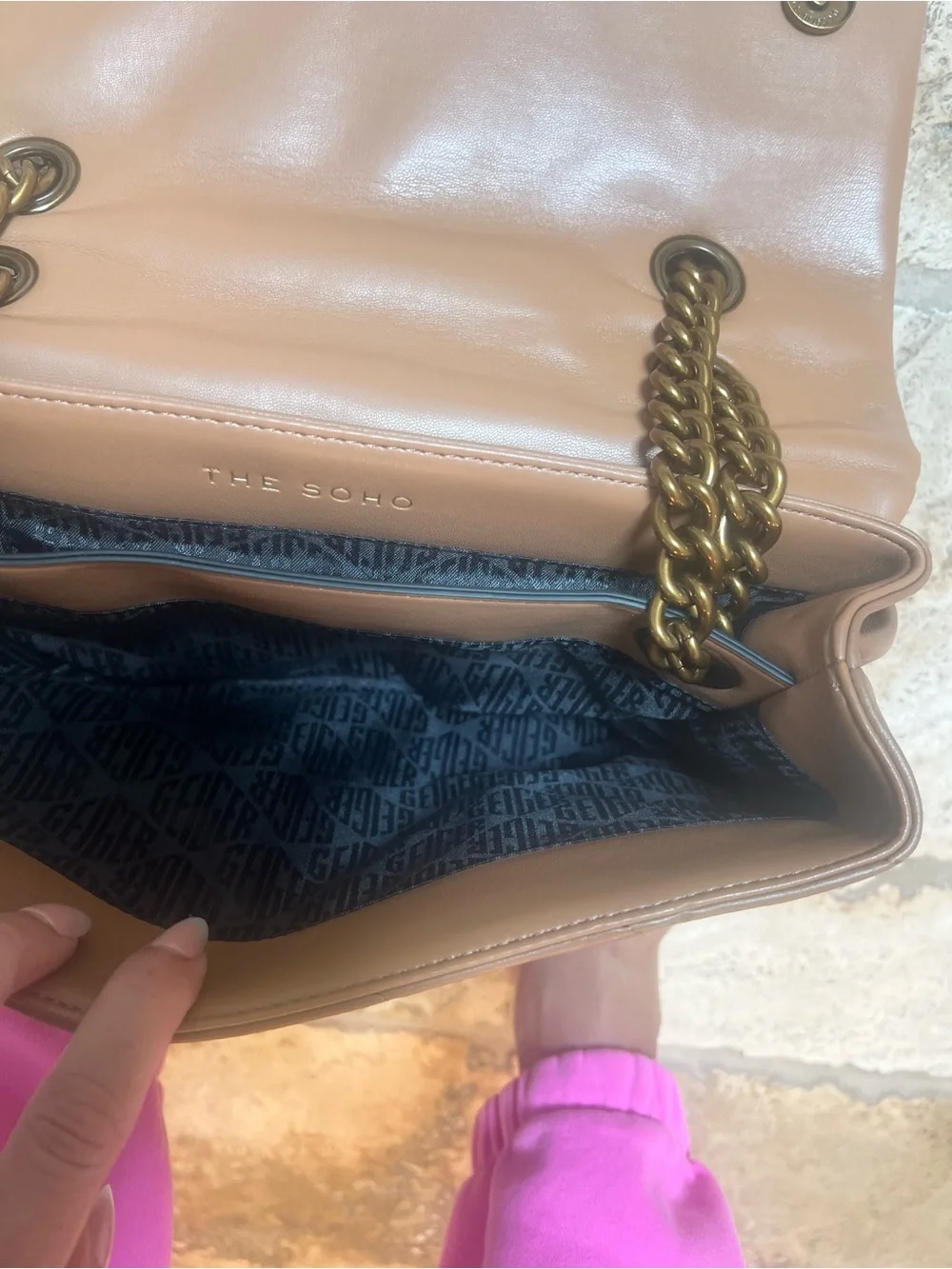 SoHo Large Kensington Purse